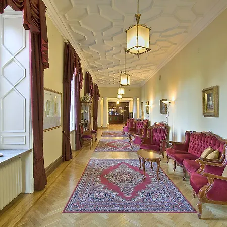 Vanajanlinna 호텔 Harviala