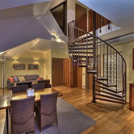 瓦纳言琳娜酒店 酒店 Harviala