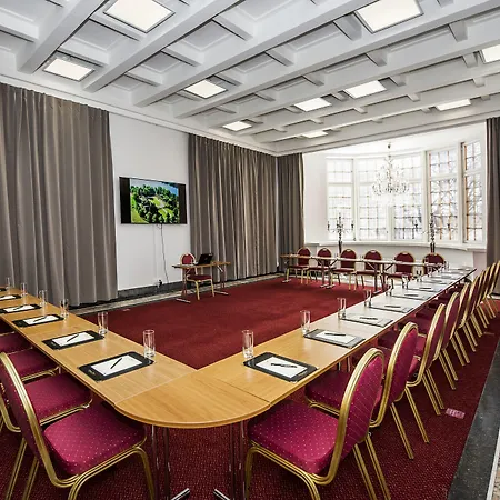 Vanajanlinna 호텔 4*