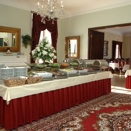 Vanajanlinna 호텔 4*