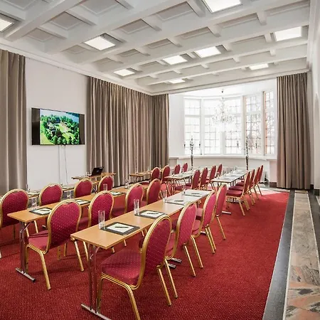 瓦纳言琳娜酒店 Harviala