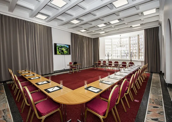 Vanajanlinna Hotell 4*